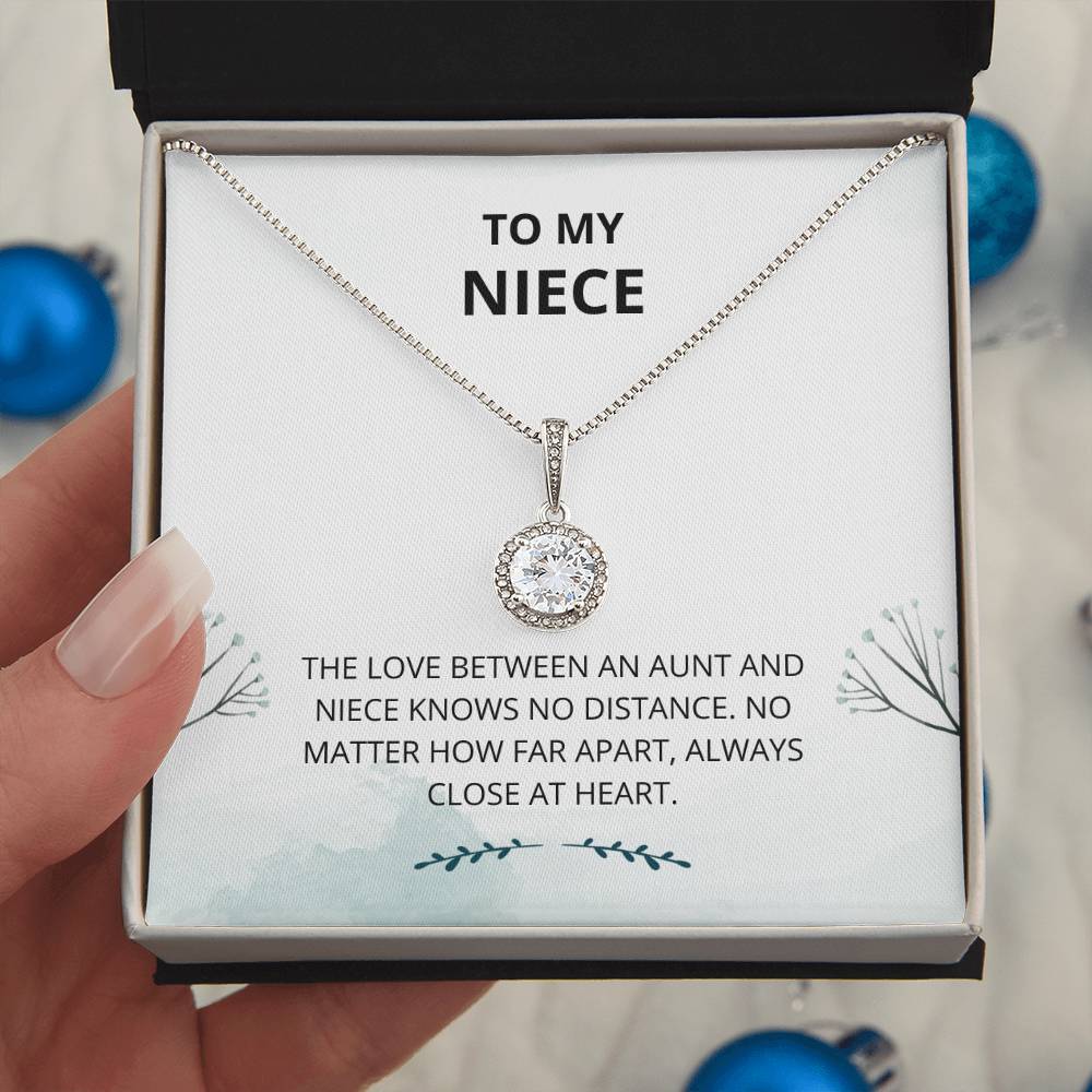 Niece - Always Close at Heart - Love Knot Necklace